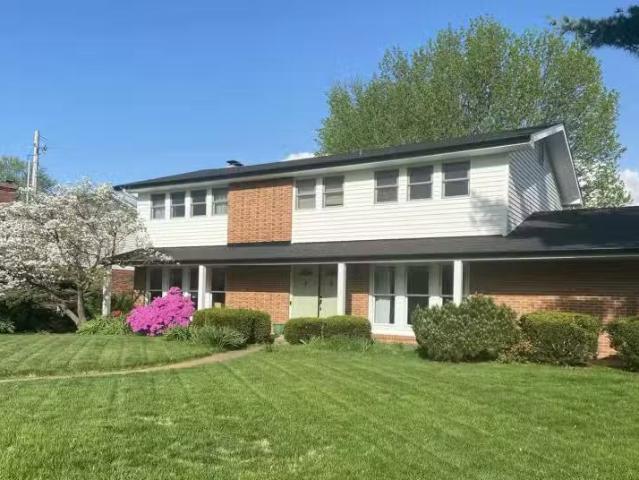 House for sale in Chesterfield