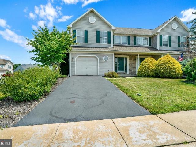Townhouse for sale in Sinking Spring, Pennsylvania