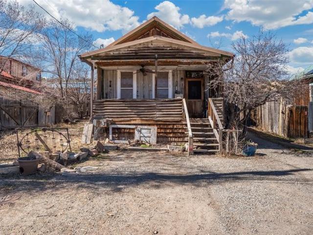 House for sale in New Mexico