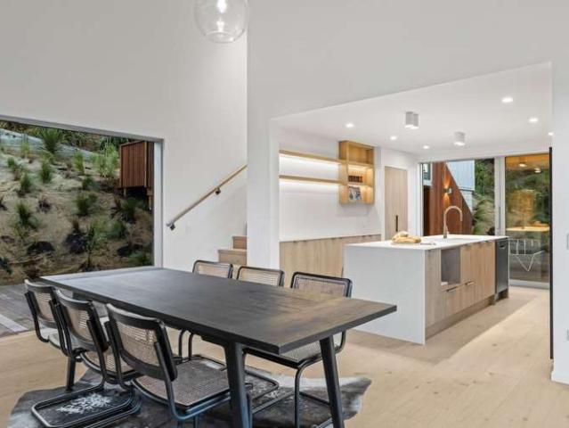 House for sale in Chaslands, Canterbury