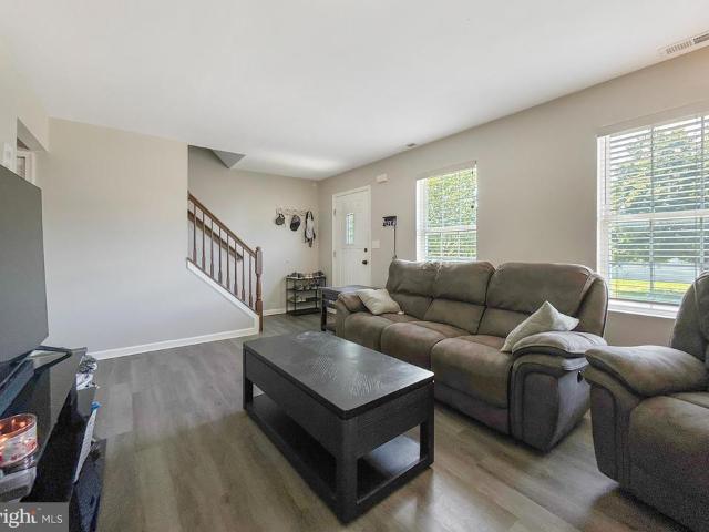 Condo for sale in New Oxford