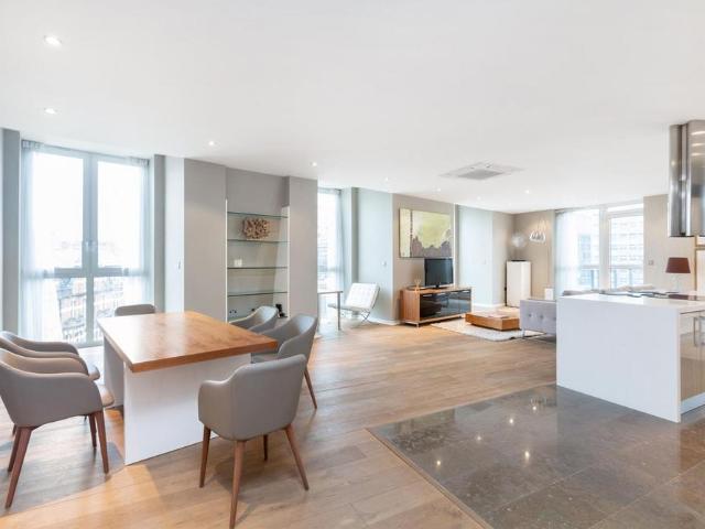 Apartment for rent in Victoria, Greater London