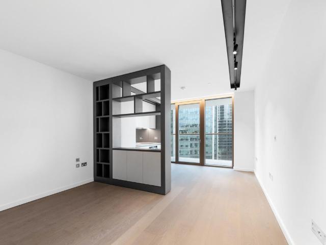Studio for rent in Canary Wharf, Greater London