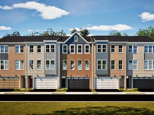Townhouse for sale in Virginia