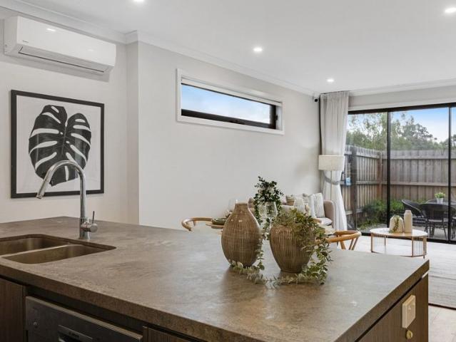 Townhouse for rent in Camerons Creek, Victoria