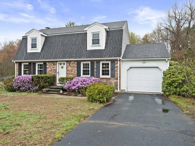 House for sale in Franklin, Massachusetts