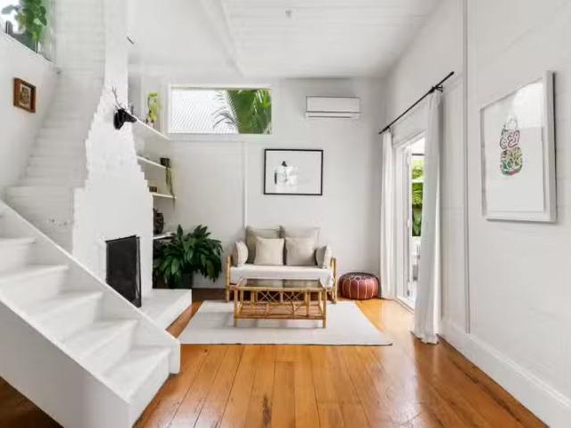 House for sale in Auckland, Oroua County