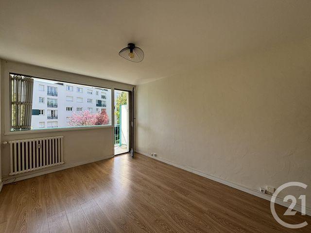 Studio location à Chartres