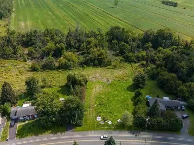 House for sale in Saint-basile-le-grand