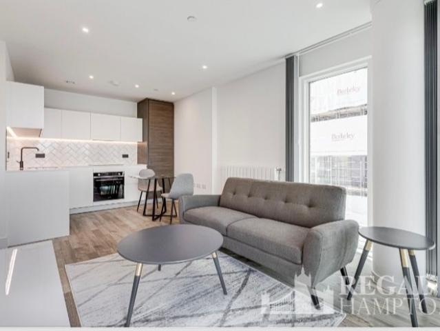 Apartment for rent in Blackheath Cator Estate, Greater London