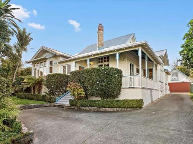House for sale in Balmoral, Oroua County