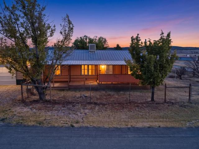 House for sale in Edgewood, New Mexico