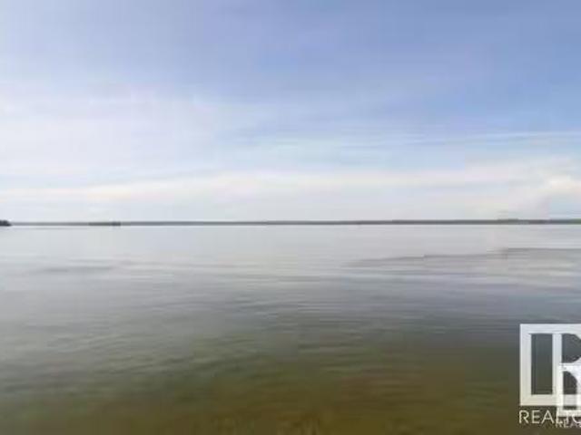 House for sale in Alberta