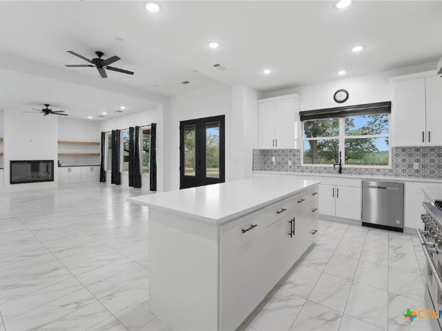 House for sale in Gonzales, Gonzales County