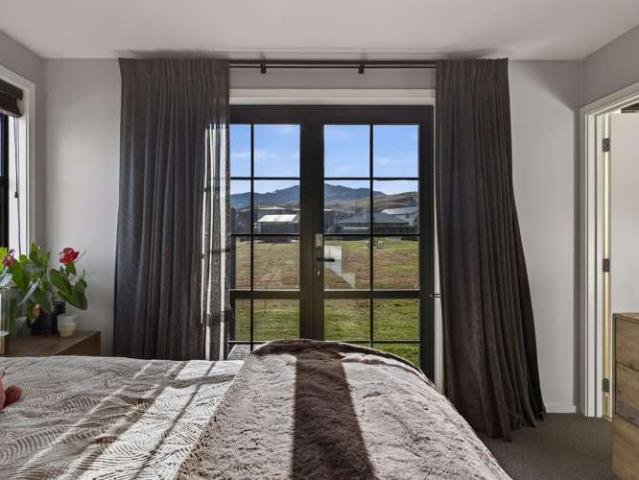 House for sale in Otakou