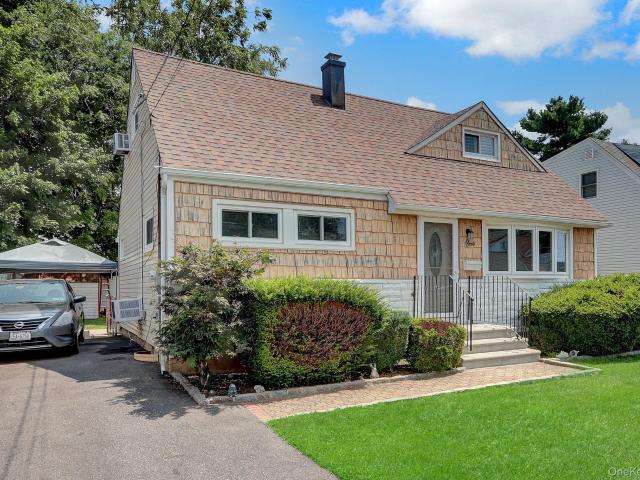 House for sale in Hicksville, Nassau County