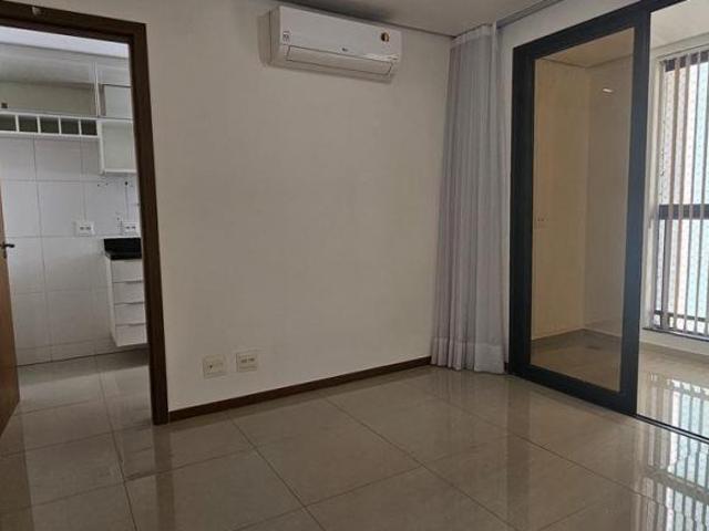 Apartamento venda em Região Geográfica Imediata do Distrito Federal, Região Integrada de Desenvolvimento do Distrito Federal e Entorno