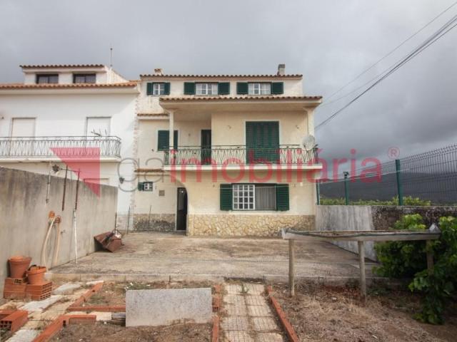 Casa venda em Alenquer (Santo Estêvão e Triana), Alenquer