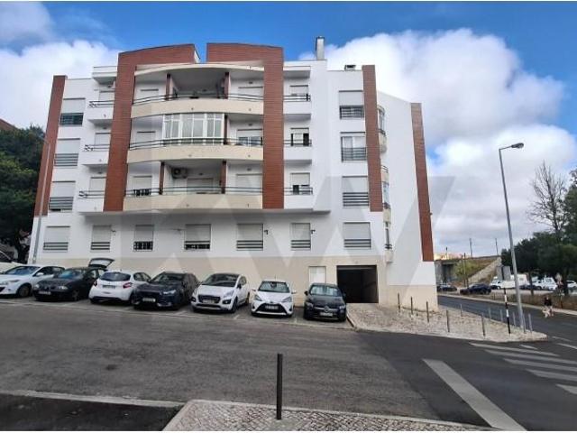 Apartamento alugar em Almada, Setúbal