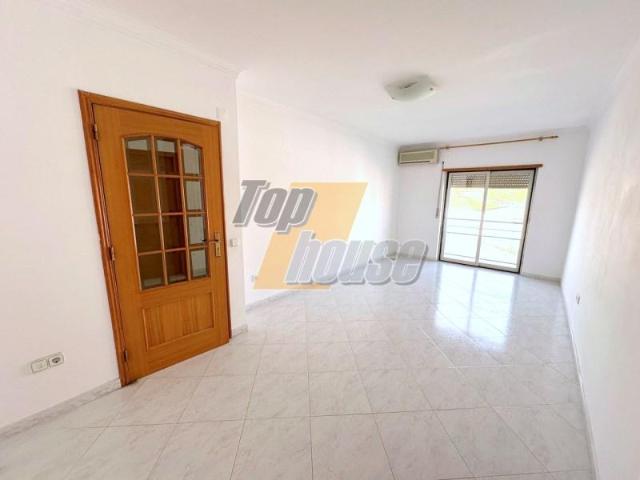 Apartamento alugar em Almada, Setúbal