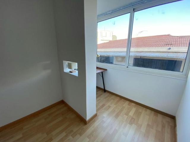Quarto alugar em Cova da Piedade, Almada