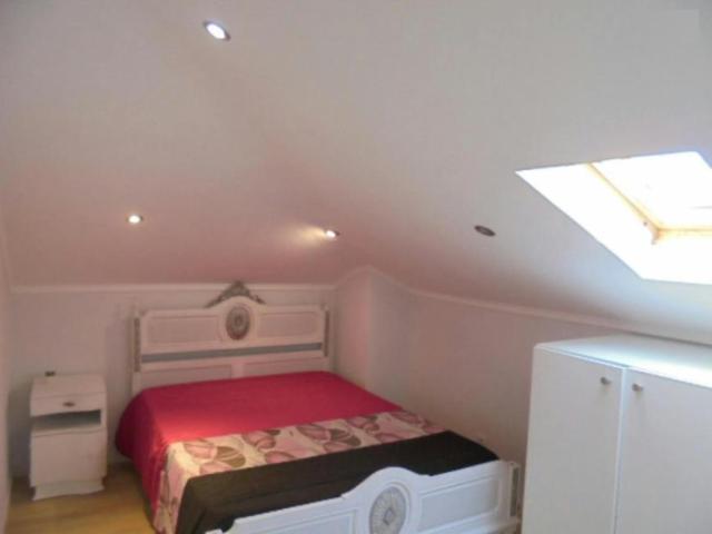 Quarto alugar em Santo António da Caparica, Almada