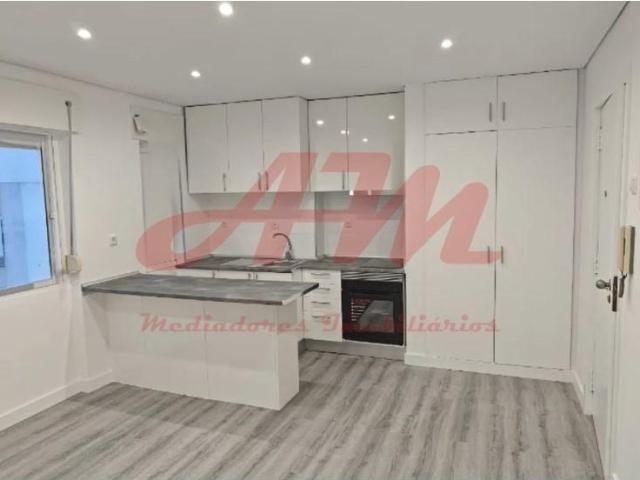 Apartamento venda em Amadora, Lisboa