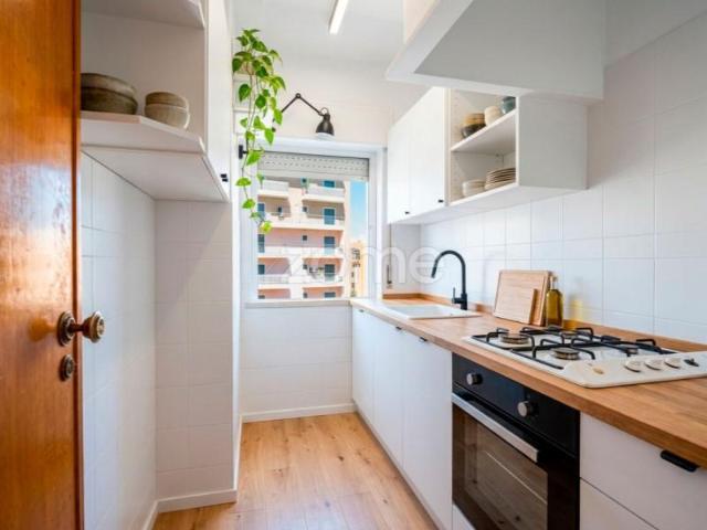 Apartamento venda em Amadora, Lisboa