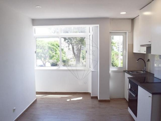 Apartamento alugar em Amadora, Lisboa