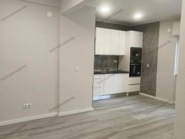 Apartamento venda em Amadora, Lisboa