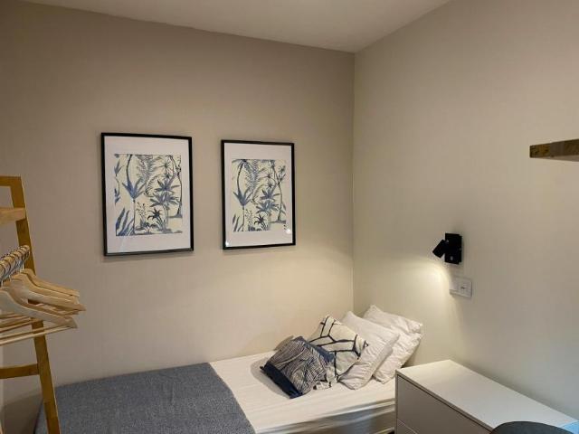 Quarto alugar em Amadora, Lisboa