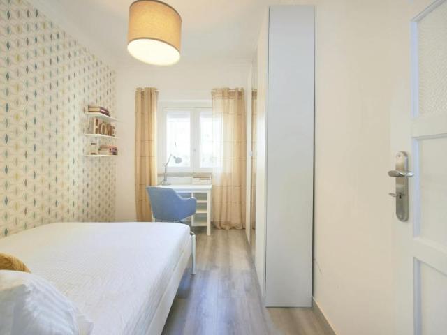 Quarto alugar em Damaia, Amadora