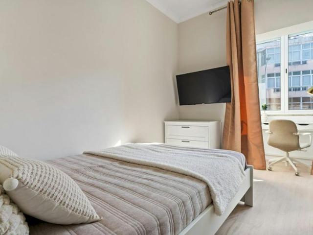 Quarto alugar em Damaia, Amadora