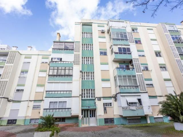 Apartamento alugar em Amadora, Lisboa