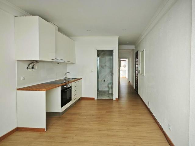 Apartamento venda em Amadora, Lisboa
