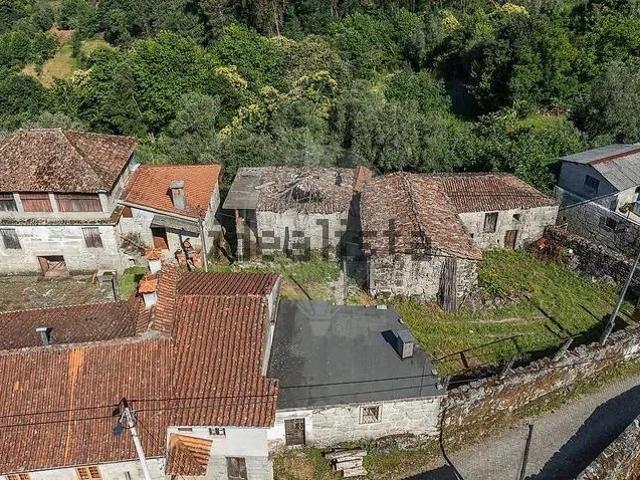 Casa venda em Urjal, Amares