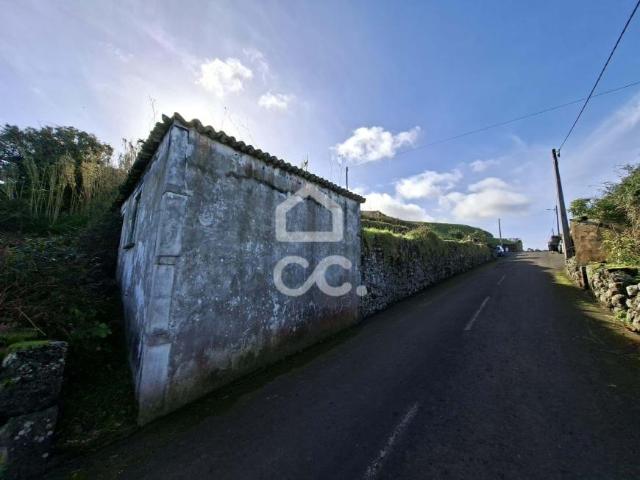 Casa venda em Açores, Altares