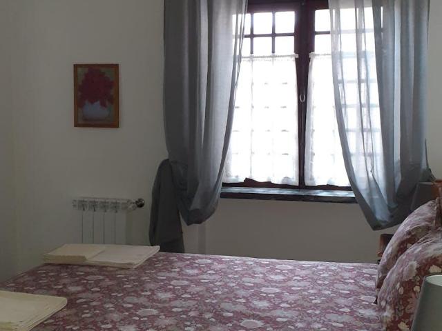 Quarto alugar em Peniche, Leiria