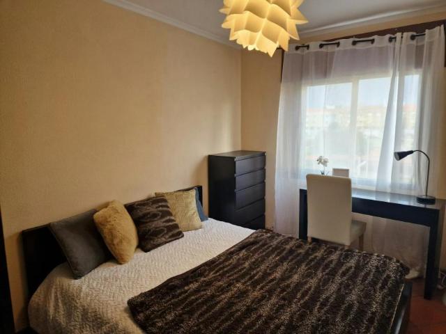 Quarto alugar em Glória, Aveiro