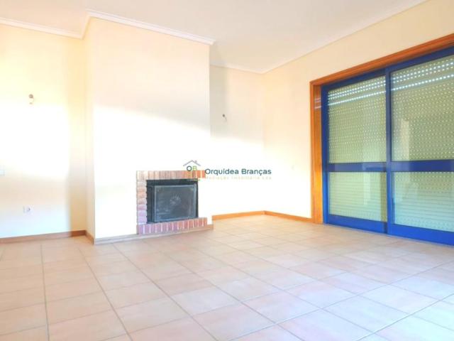 Apartamento alugar em Matosinhos de Baixo, Ovar