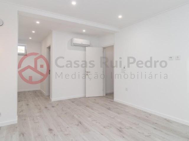 Apartamento venda em Barreiro, Setúbal