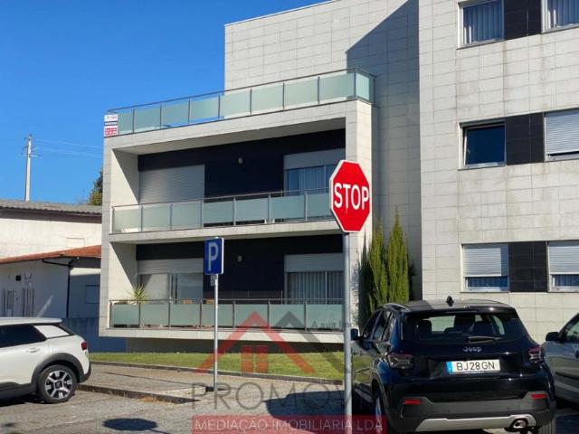 Apartamento alugar em Corrulho, Vila Nova de Famalicão