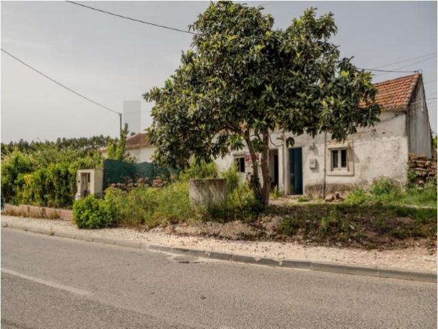 Casa venda em Cadaval, Vermelha