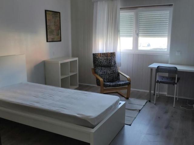 Quarto alugar em Caldas Da Rainha, Leiria