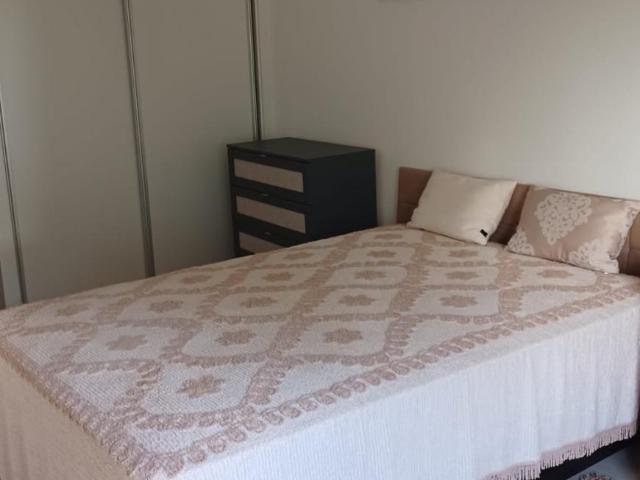 Room alugar em Carnaxide, Outurela