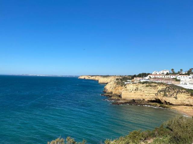 Apartamento alugar em Carvoeiro, Faro