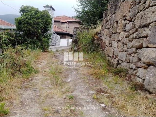 Casa venda em Tarouquela, Viseu