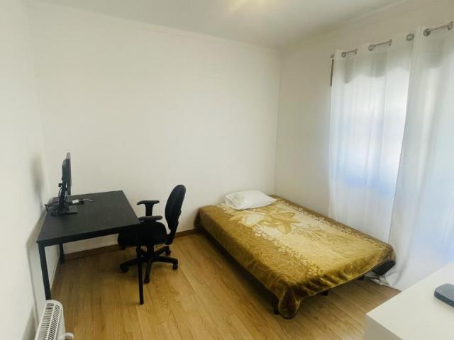 Quarto alugar em Coina, Setúbal