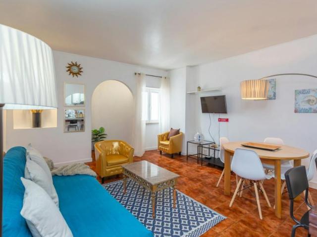 Apartamento alugar em Almada, Setúbal