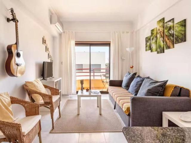 Apartamento alugar em Almada, Setúbal